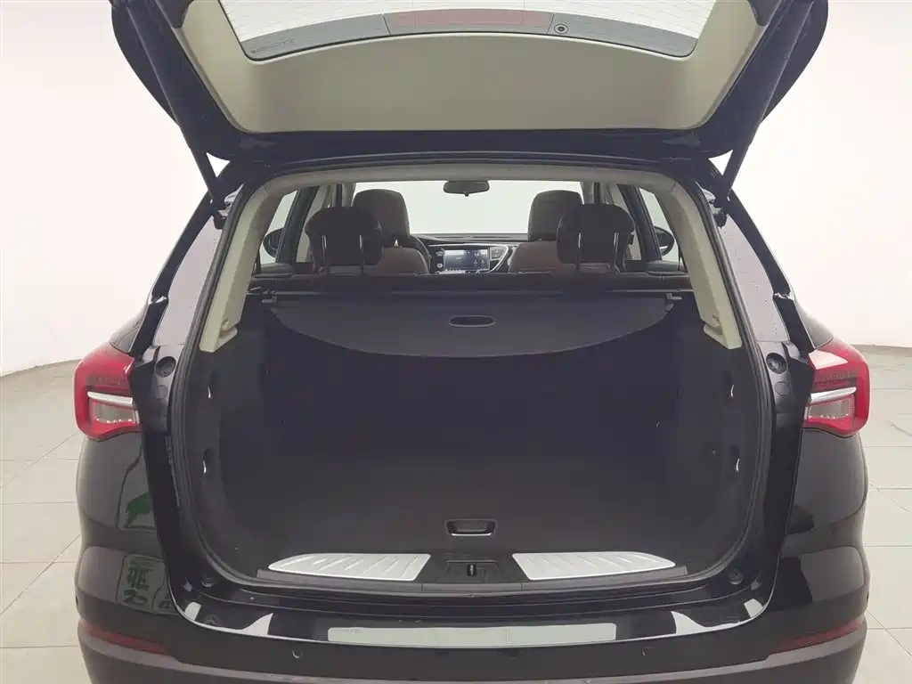 Buick Envision Plus 2021 532T FWD Elite Trim