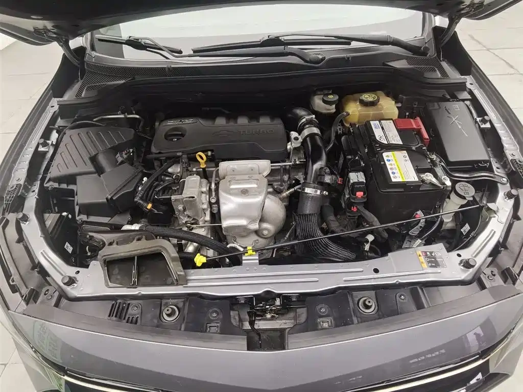 Chevrolet Monza 2022 Mild Hybrid RS 330T Automatic Comfort Edition