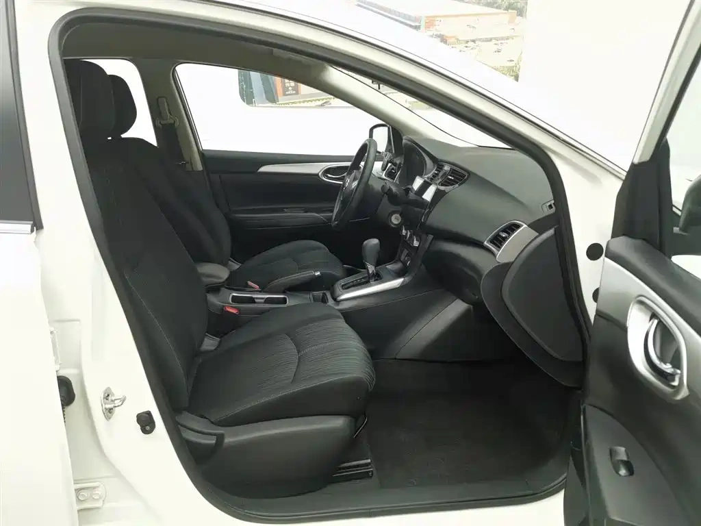 Nissan Sylphy 2022 Classic 1.6XE CVT Comfort Edition