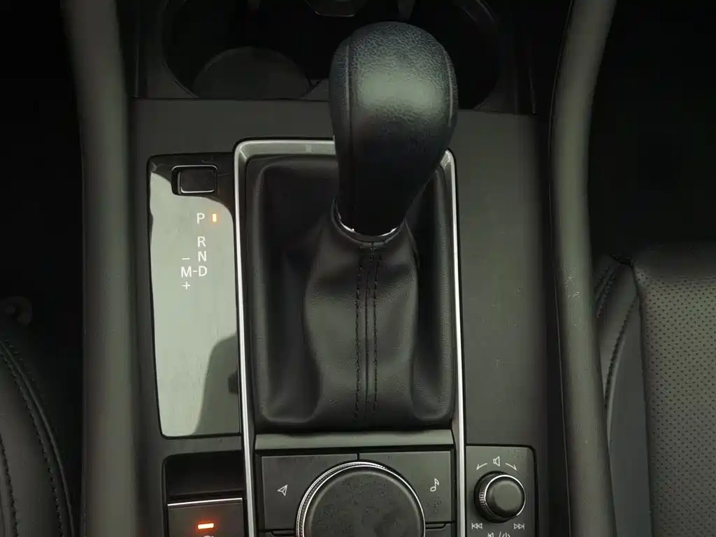 Mazda Mazda3 Axela 2023 2.0L Auto Zhiqing