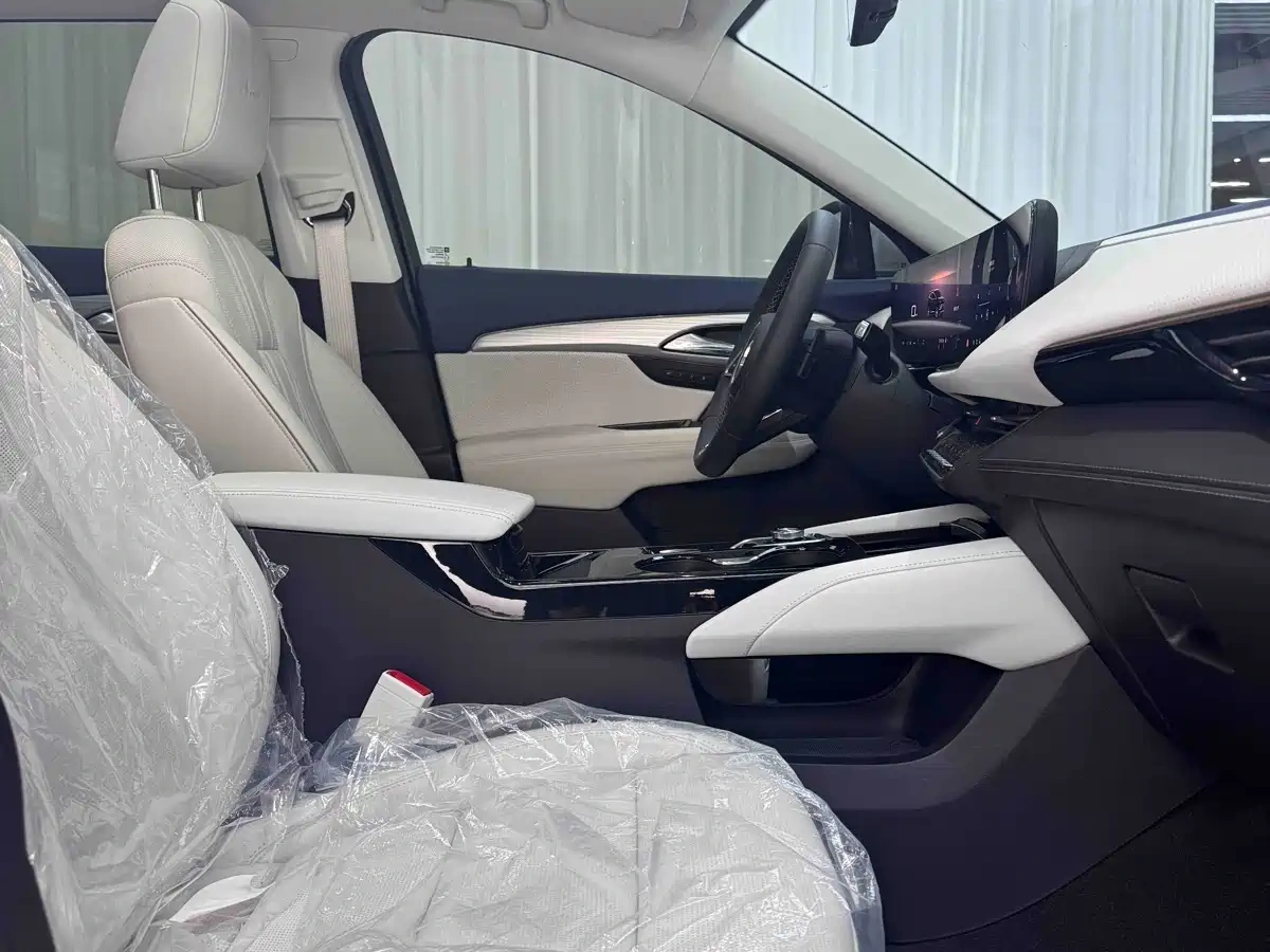 Buick Envision Plus 2025 Enclave Plus AWD Avenir