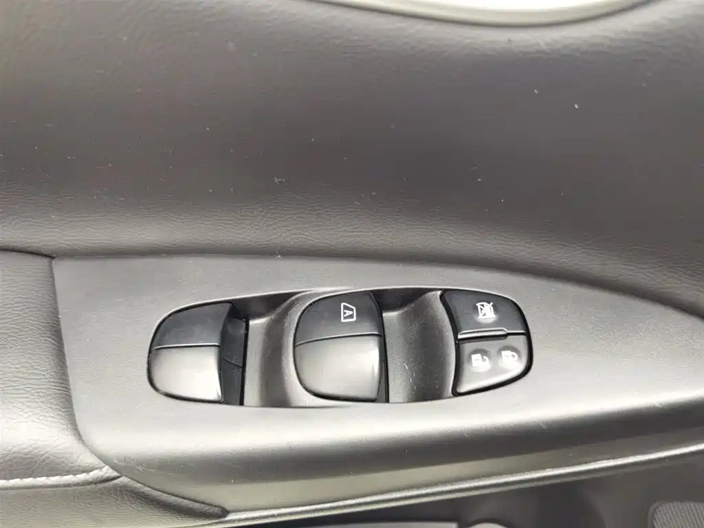 Nissan Sylphy 2022 Classic 1.6XE CVT Comfort Edition