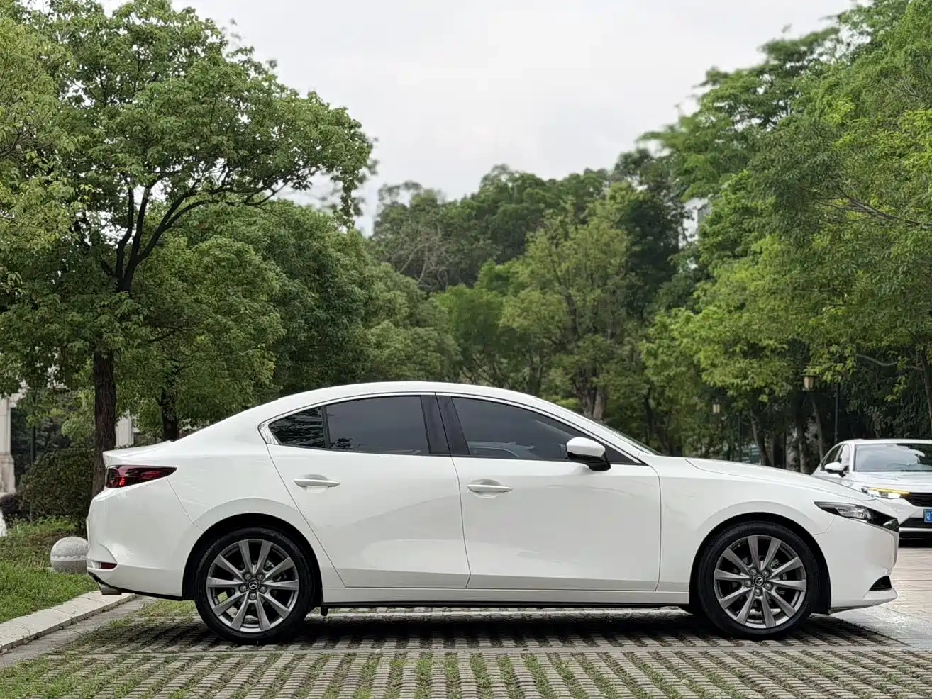 Mazda Mazda3 Axela 2020 2.0L Automatic Zhi Ya Edition