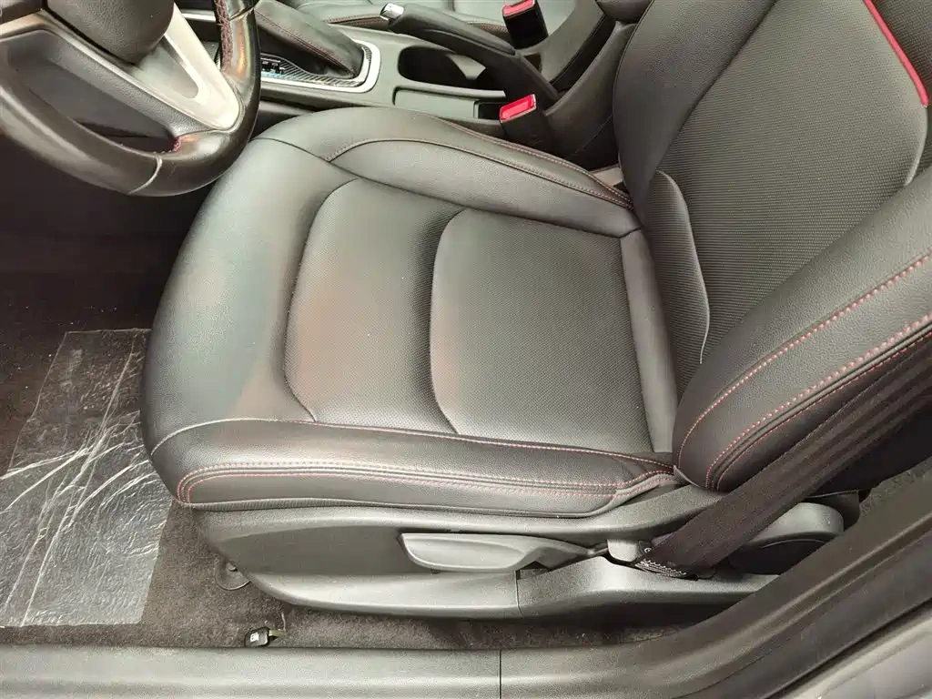 Chevrolet Monza 2022 Mild Hybrid RS 330T Automatic Comfort Edition