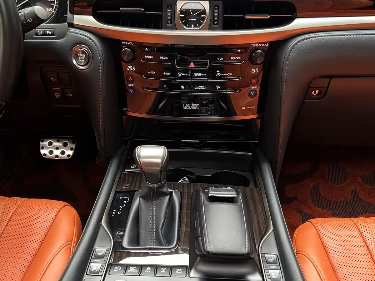 Lexus Lexus LX 2019 570 Peak Special Edition
