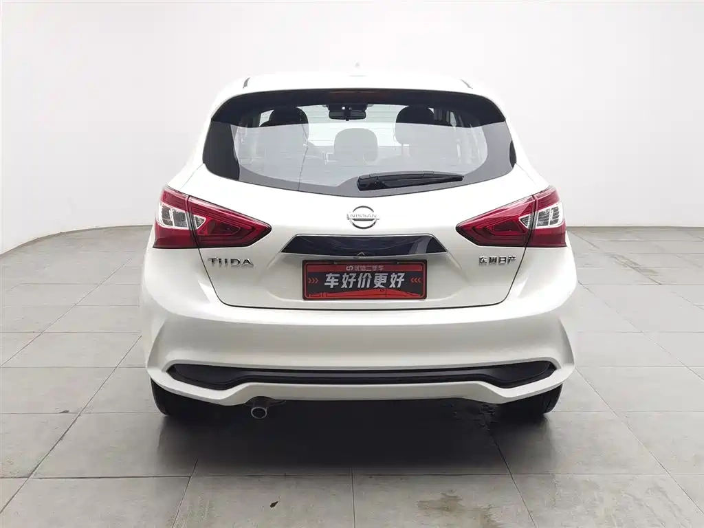 Nissan Tiida 2024 1.6L CVT Smart Drive Edition