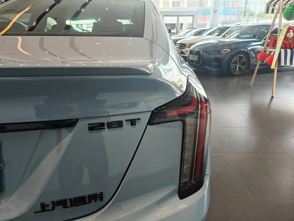 Cadillac Cadillac CT5 2025 Model 28T Track Performance Edition + Peak Track Package