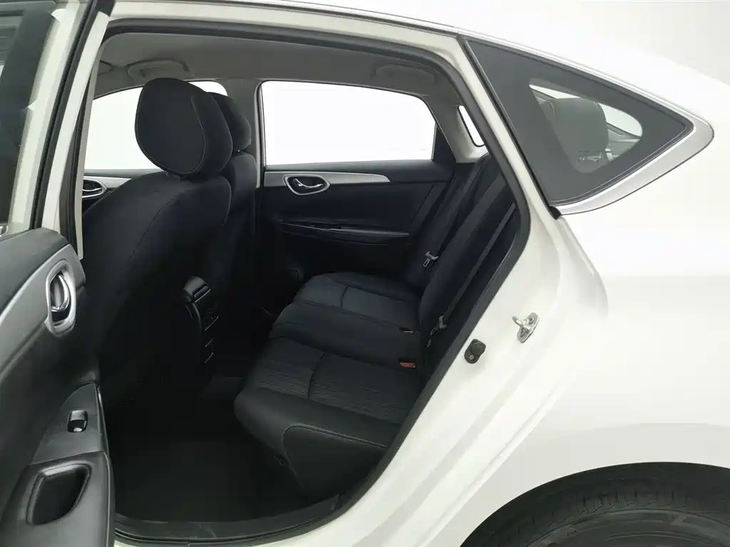 Nissan Sylphy 2022 Classic 1.6XE CVT Comfort Edition
