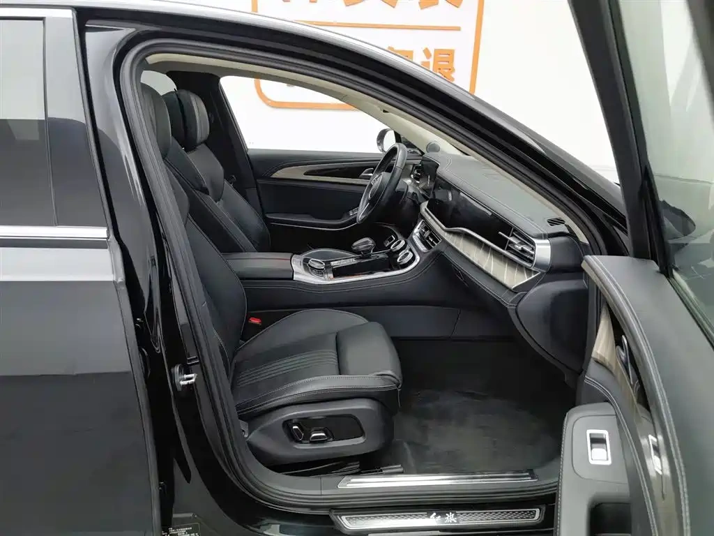 Hongqi Hongqi H9 2020 2.0T Smart Connection Qi Xiang Edition