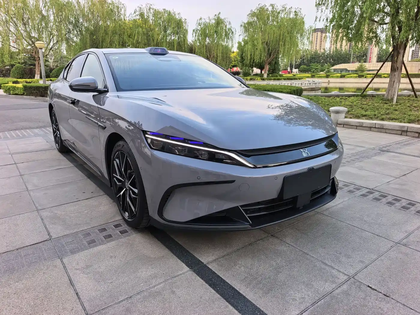 BYD Han 2025 DM-i 125KM LiDAR Smart Driving
