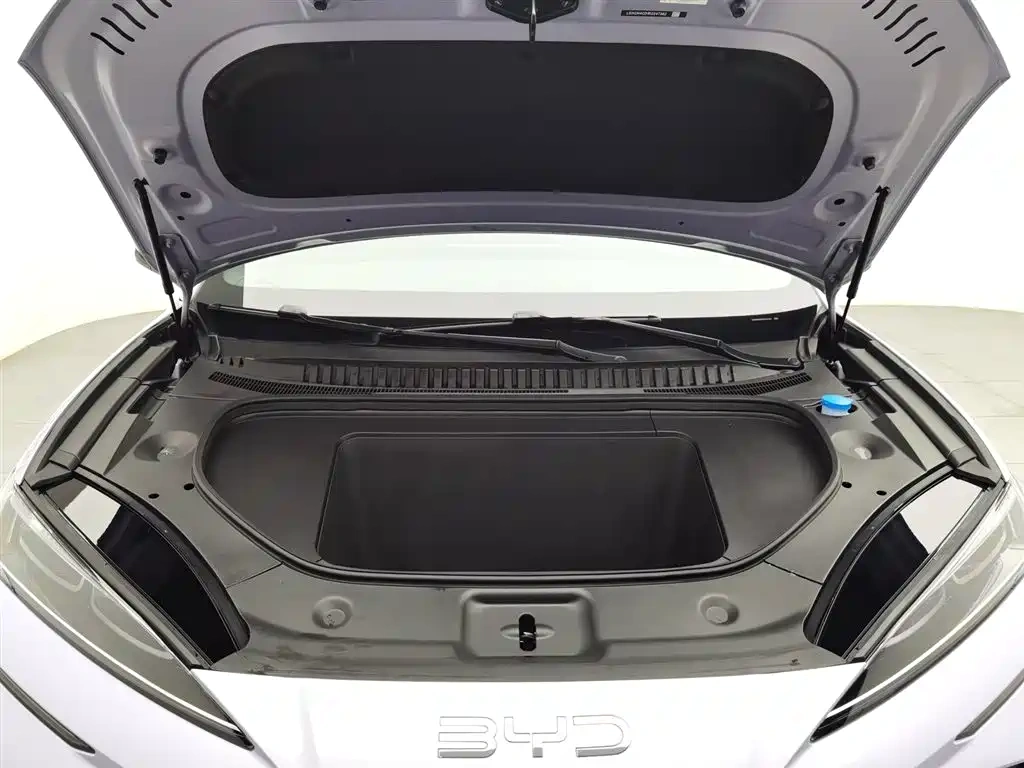 BYD Sealion 07 EV 2024 610 Long Range Edition