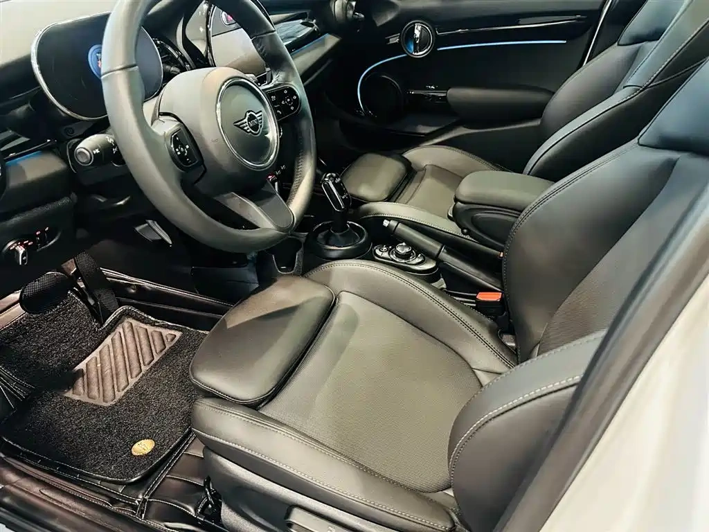 MINI MINI 2023 Facelift 1.5T COOPER Artist 5-Door