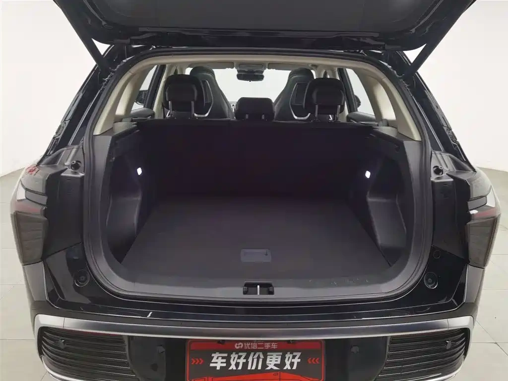 Hongqi Hongqi HS3 2023 1.5T 2WD Virtue Edition