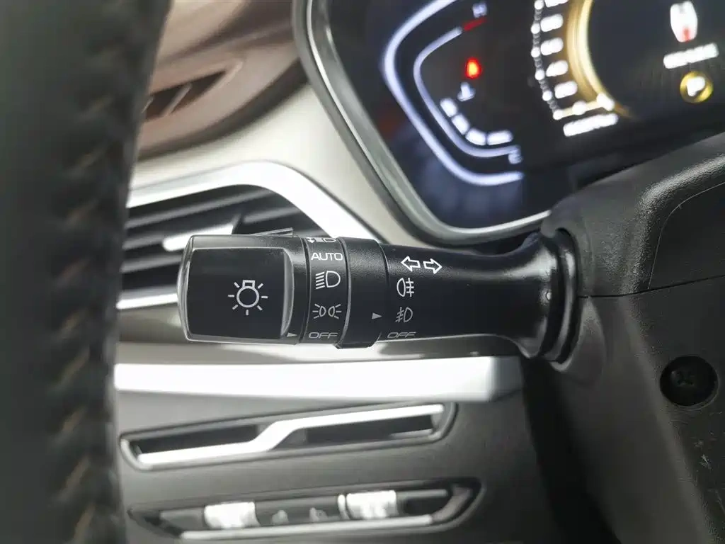 Geely Jia Ji 2022 1.8TD DCT Platinum Luxury