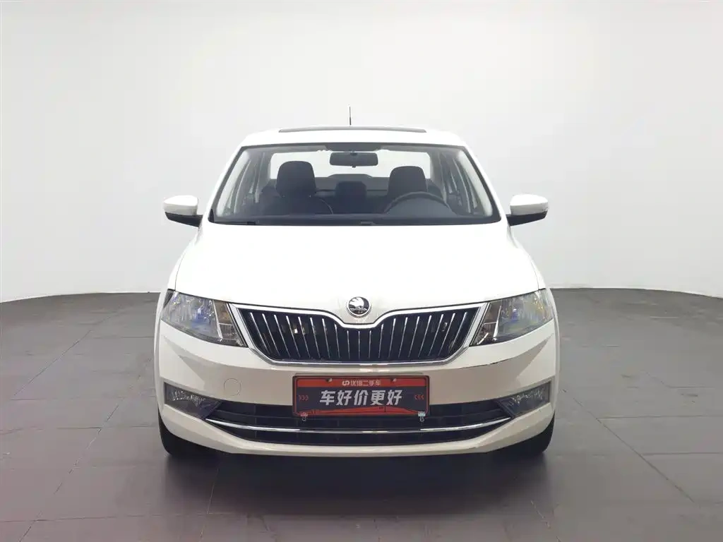Škoda Rapid 2018 1.6L Automatic Comfort Edition