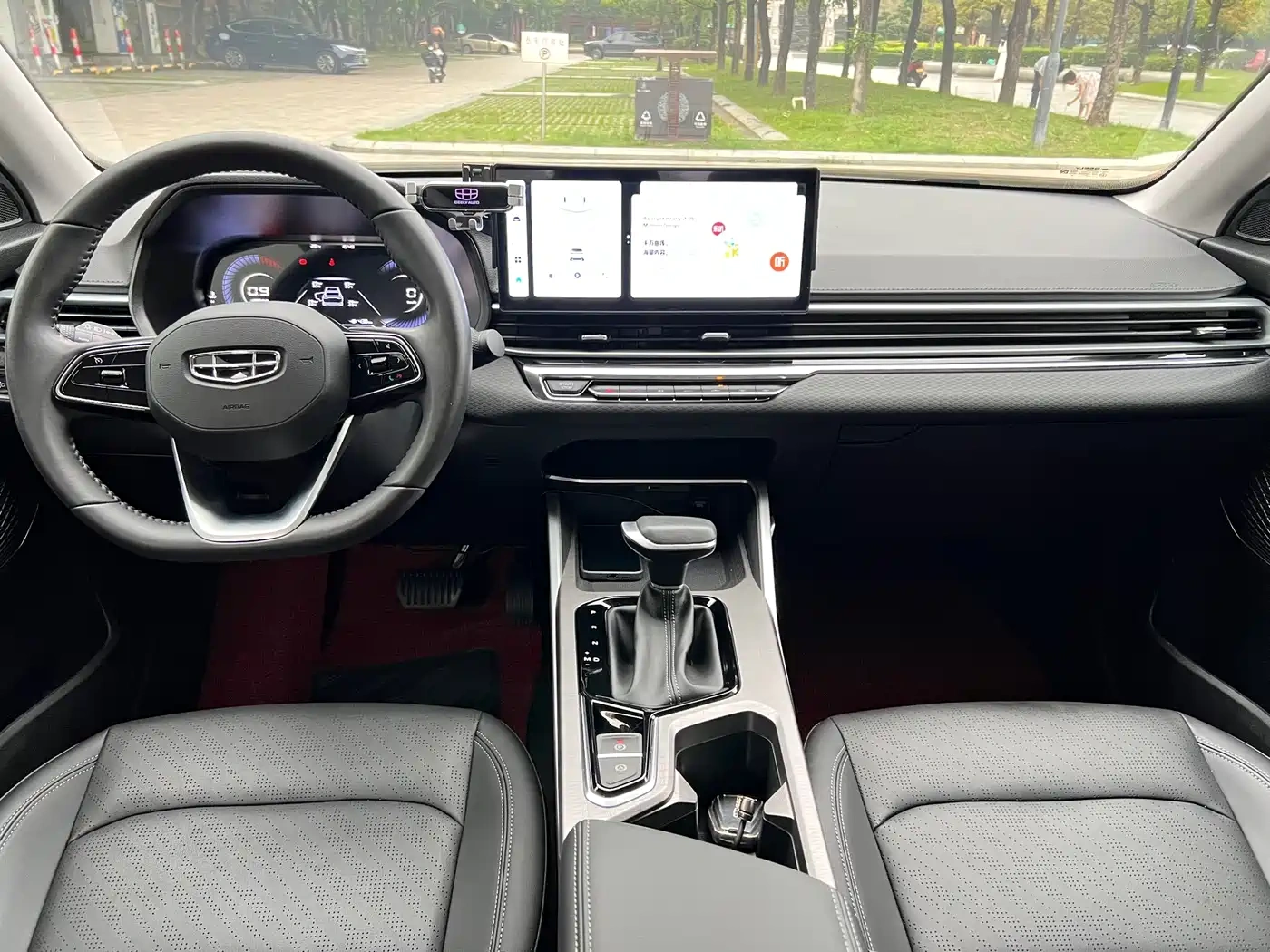 Geely Emgrand 2023 4th Gen Champion Edition 1.5L CVT Luxury