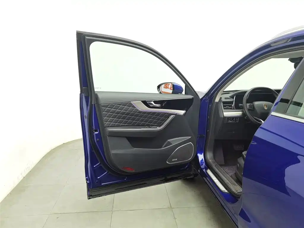 Hongqi Hongqi HS5 2019 2.0T Smart Connect Enjoy Edition