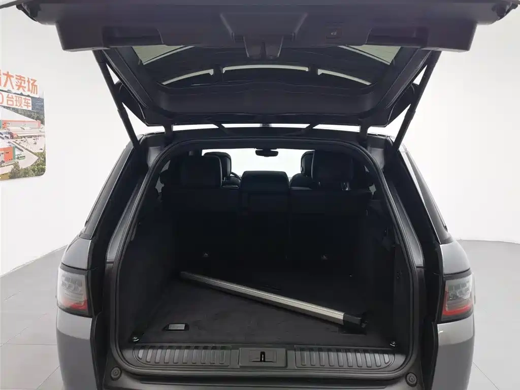 Land Rover Range Rover Sport 2021 3.0 L6 SE