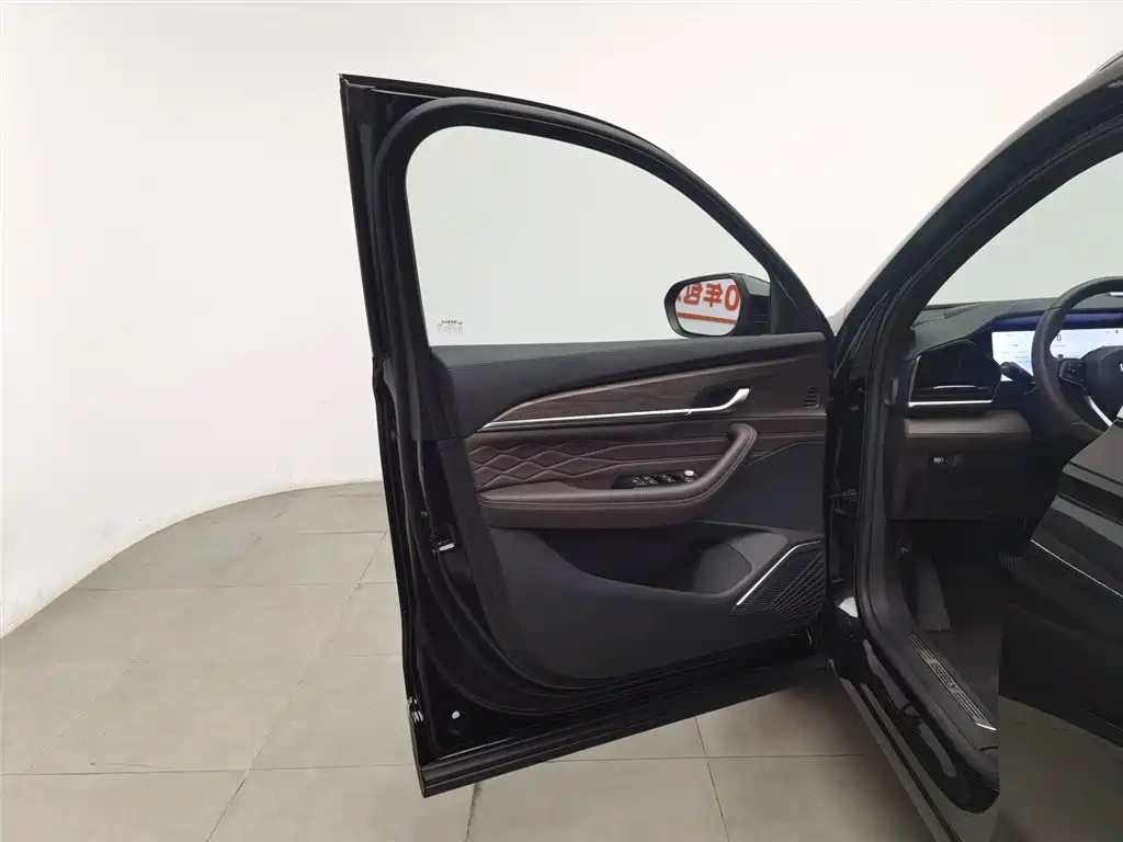 Geely Xingyue L 2025 2.0TD Automatic Cloud Edition