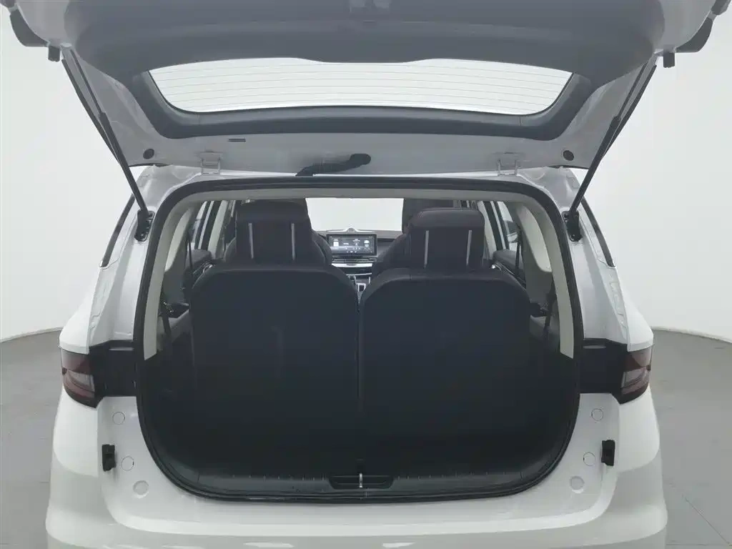 Geely Jia Ji 2022 1.8TD DCT Platinum Luxury