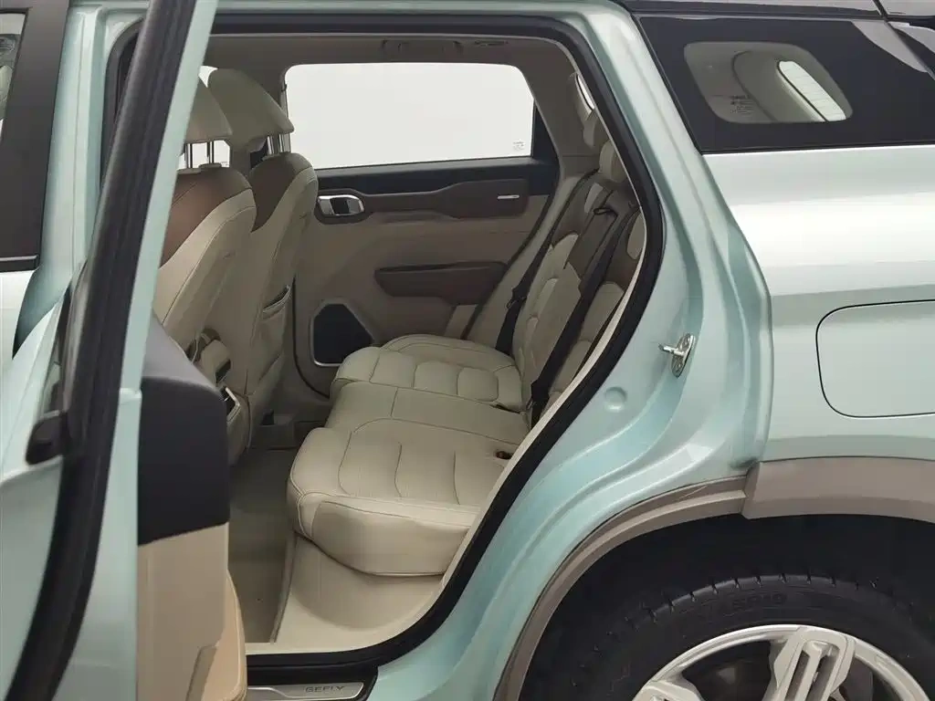 Geely Geely ICON 2022 1.5TD Azure Limited Edition