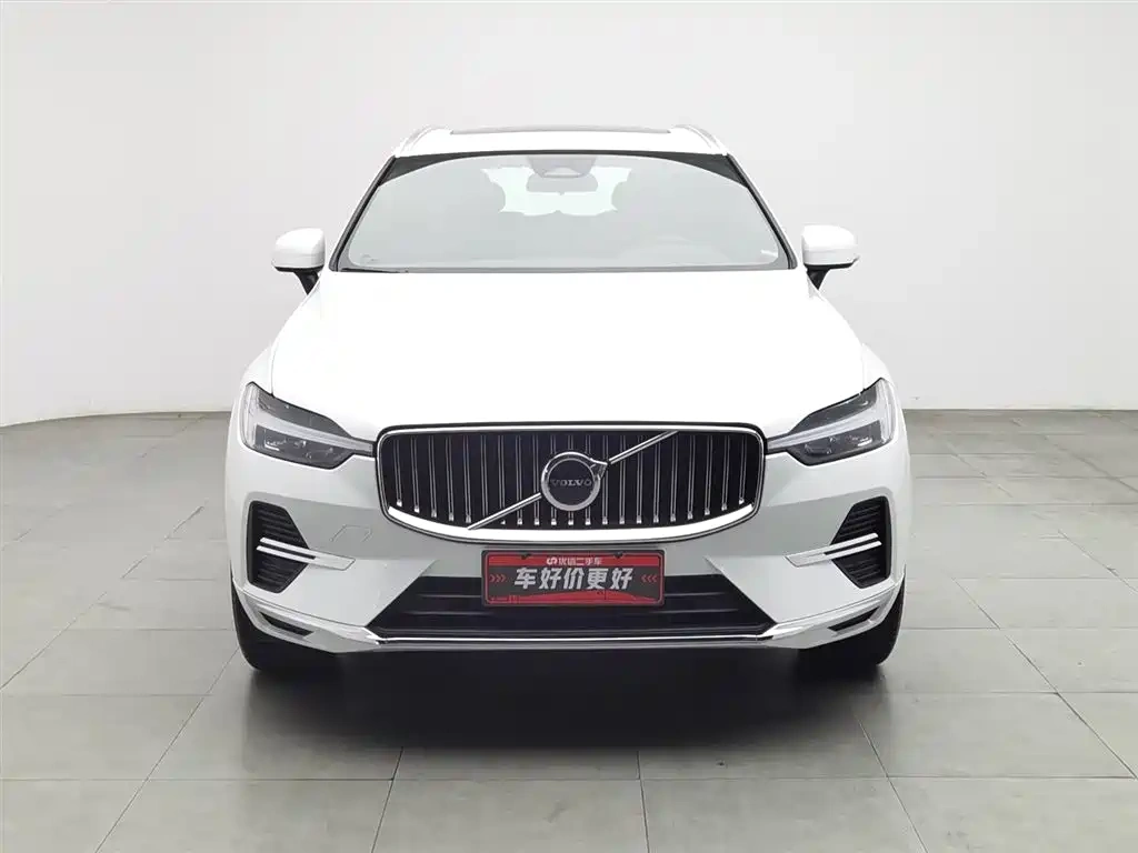 Volvo Volvo XC60 2025 B5 AWD Smart Luxury Edition