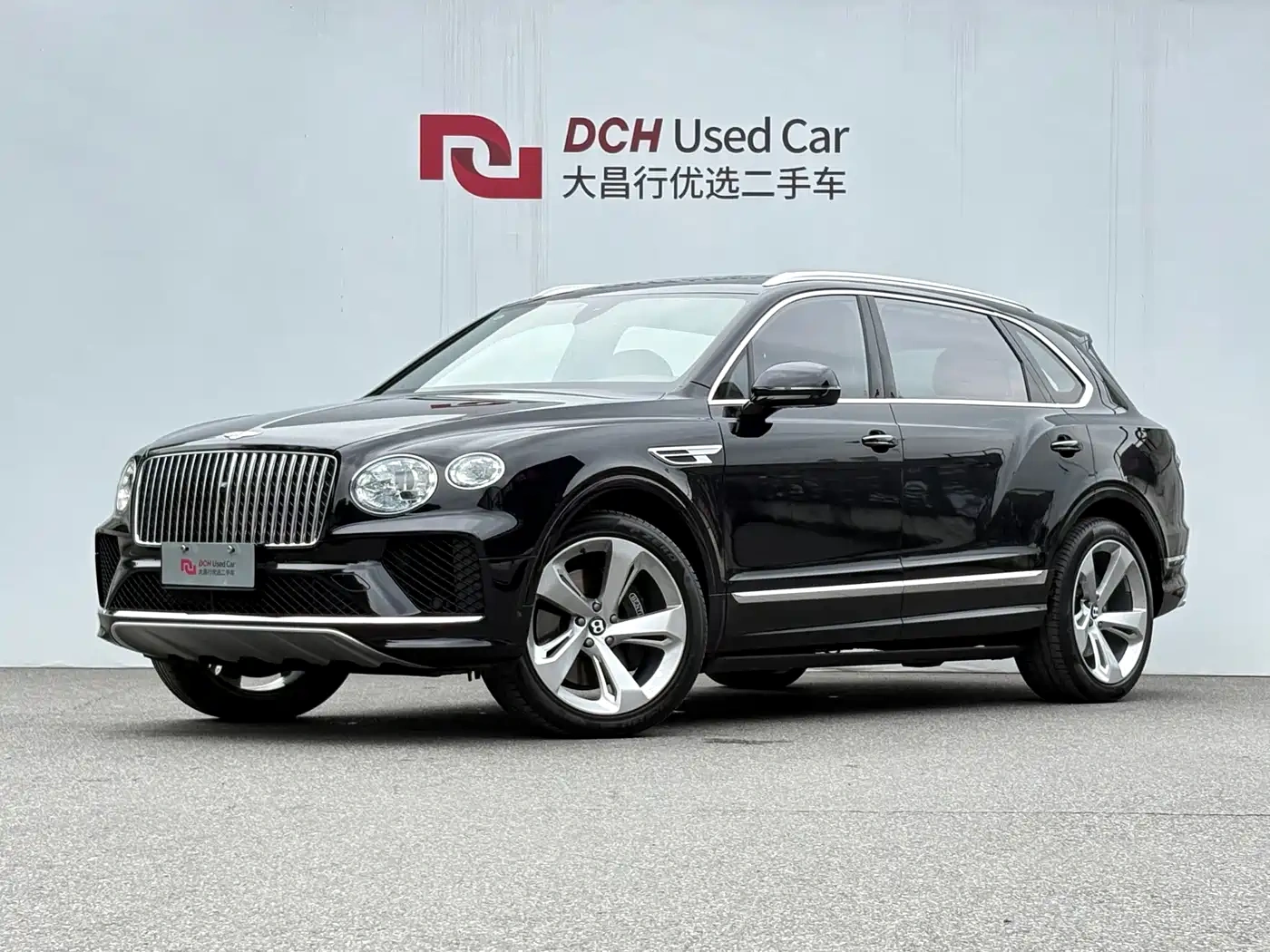 Bentley Bentayga 2023 4.0T V8 Long Wheelbase Version