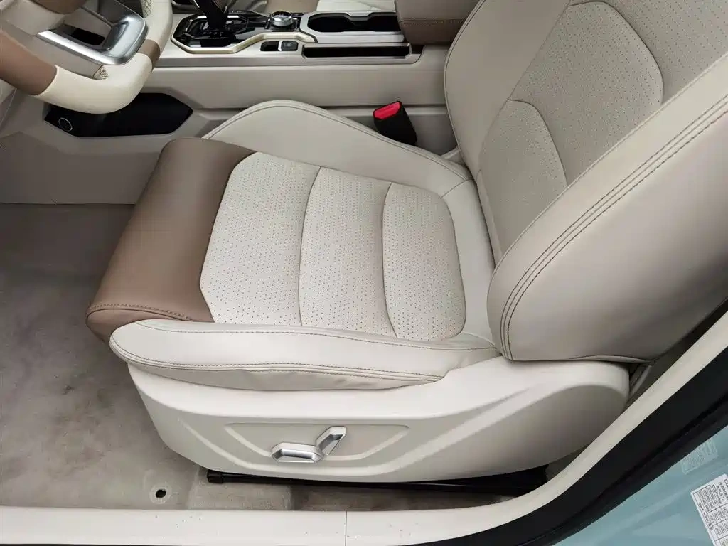 Geely Geely ICON 2022 1.5TD Azure Limited Edition