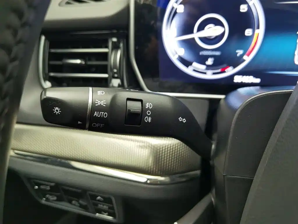Hongqi Hongqi HS5 2022 Facelift 2.0T Smart Flag Enjoyment Edition