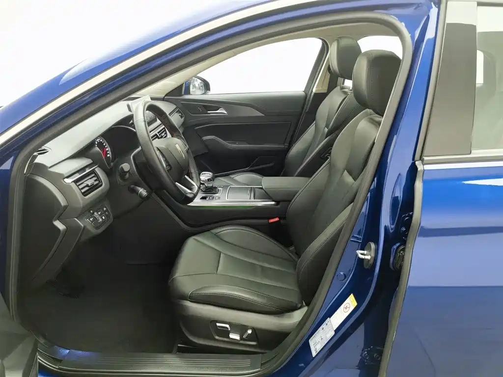 Hongqi Hongqi H5 2022 Classic Facelift 1.8T Automatic Smart Connect Flag Enjoyment Edition