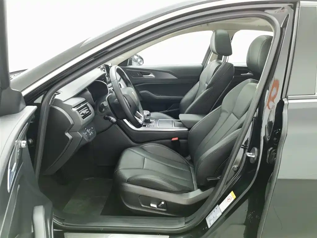 Hongqi Hongqi H5 2022 Classic Facelift 1.8T Automatic Smart Connect Flag Rhythm Edition