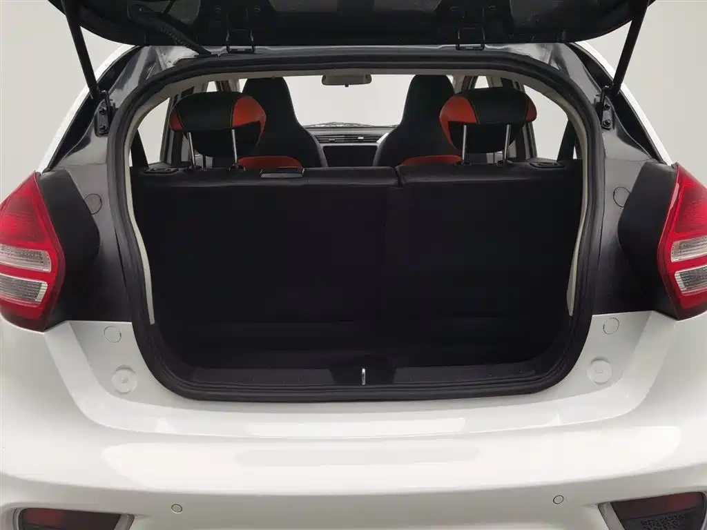 Geely Yuanjing X1 2017 1.3L Auto Fun Edition