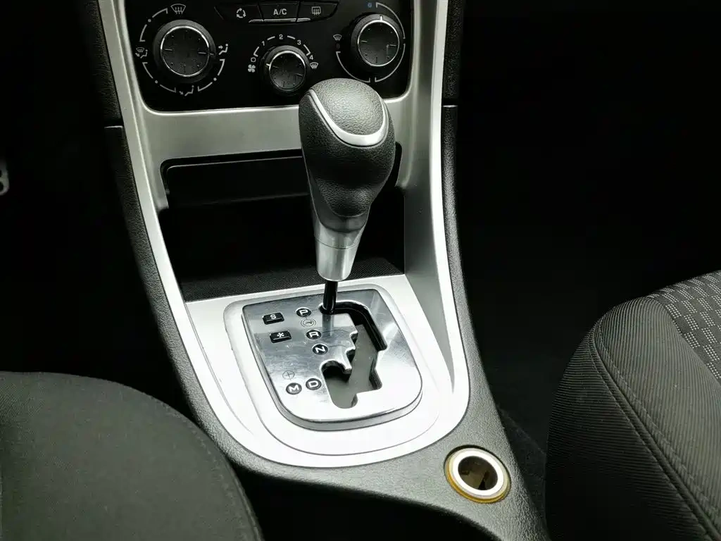Peugeot Peugeot 307 2013 1.6L Automatic CROSS