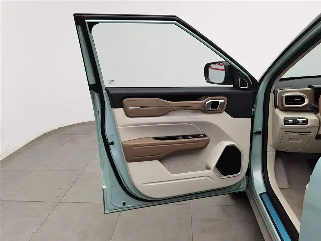Geely Geely ICON 2022 1.5TD Azure Limited Edition