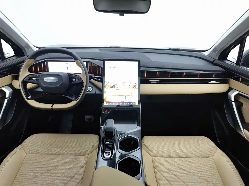 Geely Boyue L 2023 1.5TD DCT Premium