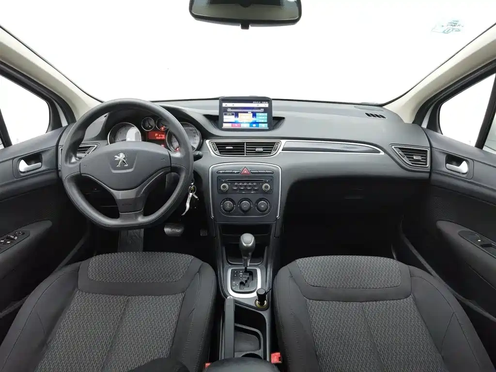 Peugeot Peugeot 308 2014 Model Joy Edition Classic 1.6L Automatic Superior Style