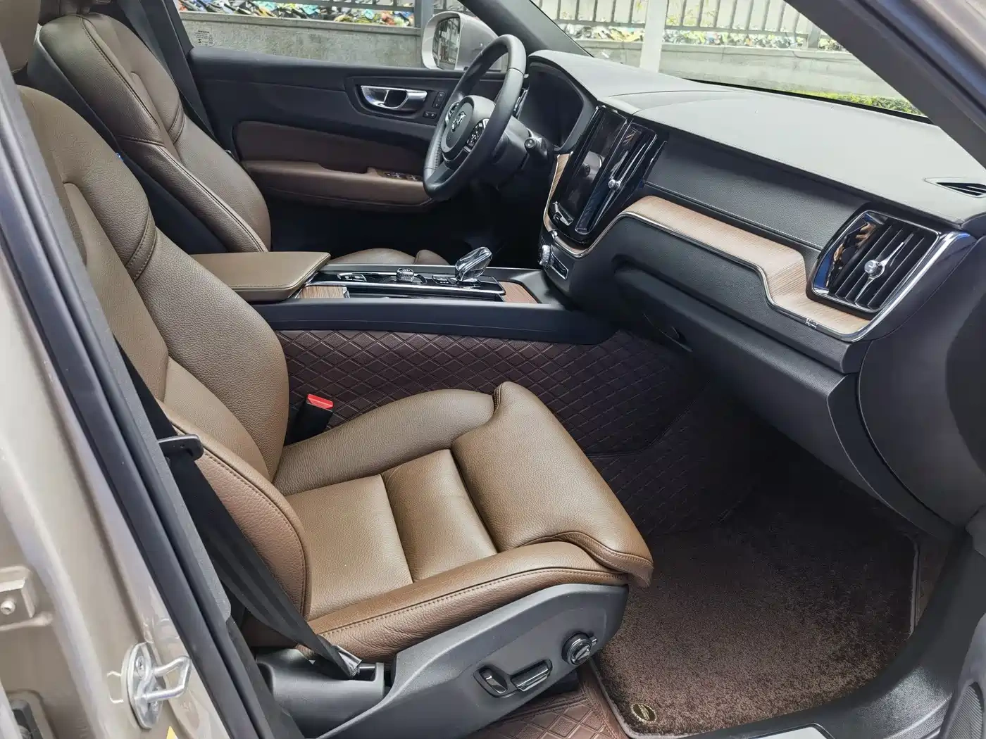 Volvo Volvo XC60 Plug-in Hybrid 2024 T8 PHEV Long Range AWD Smart Elite Luxury Edition