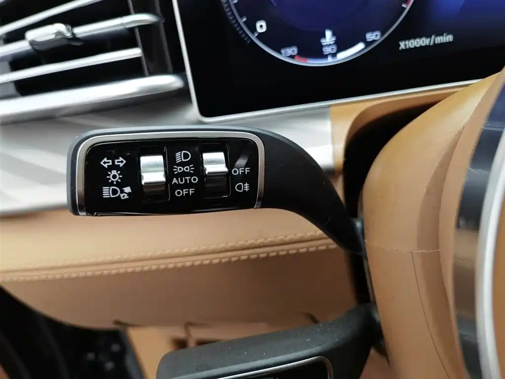 Hongqi Hongqi H9 2023 Model 2.0T Smart Connect Flagship Edition