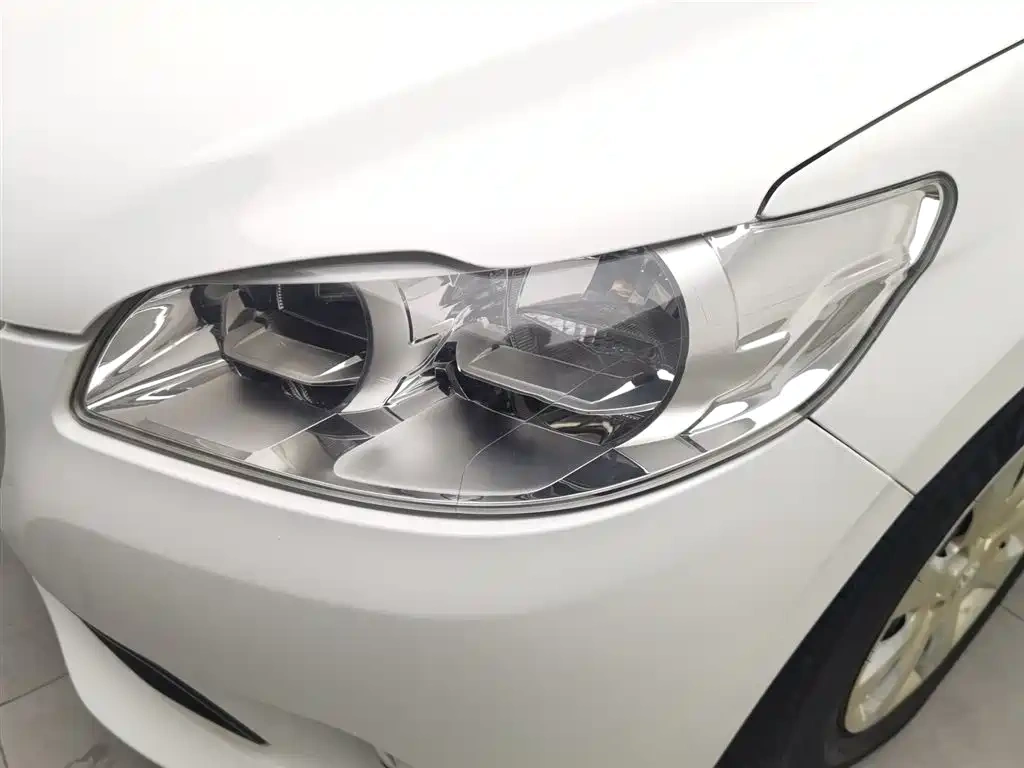 Peugeot Peugeot 301 2016 1.6L Manual Comfort Edition