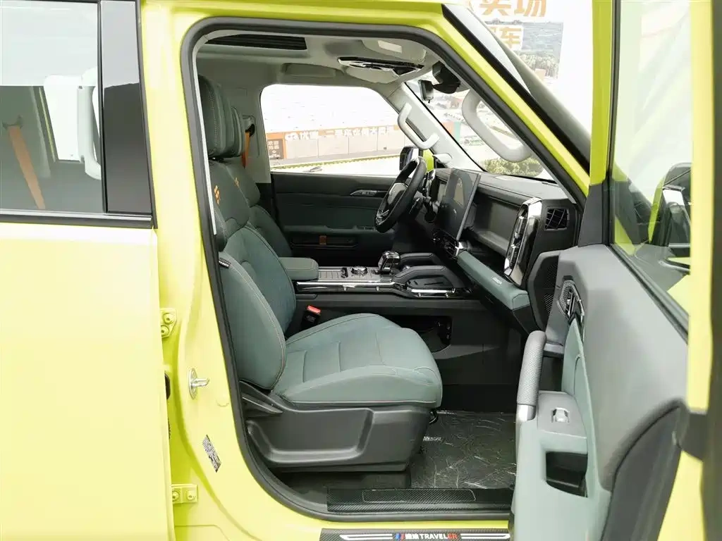 Jetour Jetour Traveler 2023 Model 2.0T 4WD Cross PRO