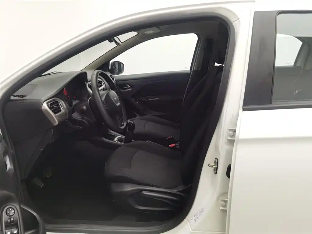 Peugeot Peugeot 301 2016 1.6L Manual Comfort Edition