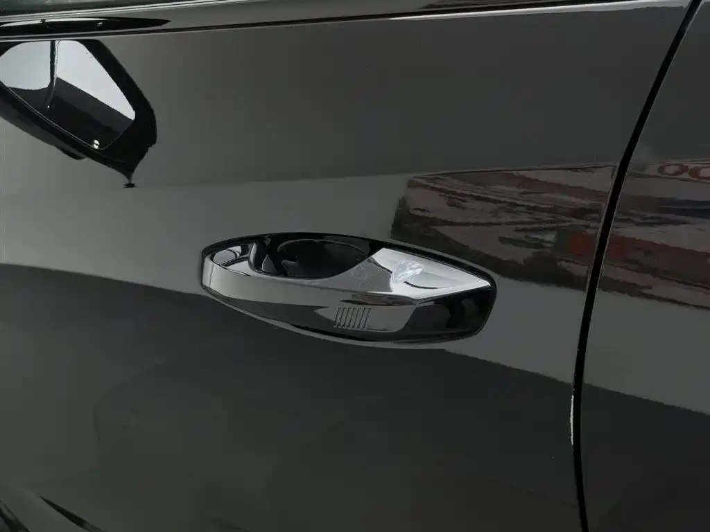 Geely Boyue L 2023 1.5TD DCT Premium