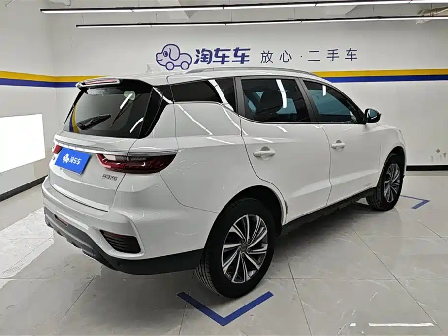 Geely Emgrand X6 2020 Model 1.4T CVT Premium
