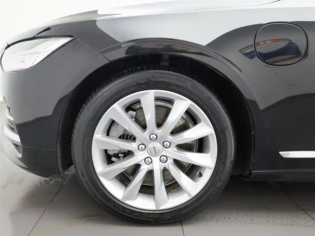 Volvo Volvo S90 Plug-in Hybrid 2020 Model T8 E-Drive Hybrid Intelligent Luxury Edition
