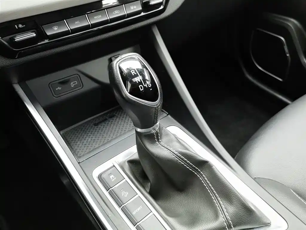 Geely Vision X3 2019 Upgraded Edition 1.5L CVT Premium