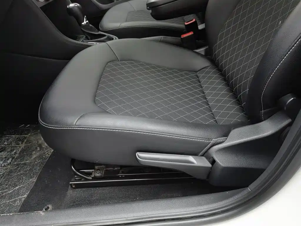 Škoda Rapid 2018 1.6L Automatic Comfort Edition
