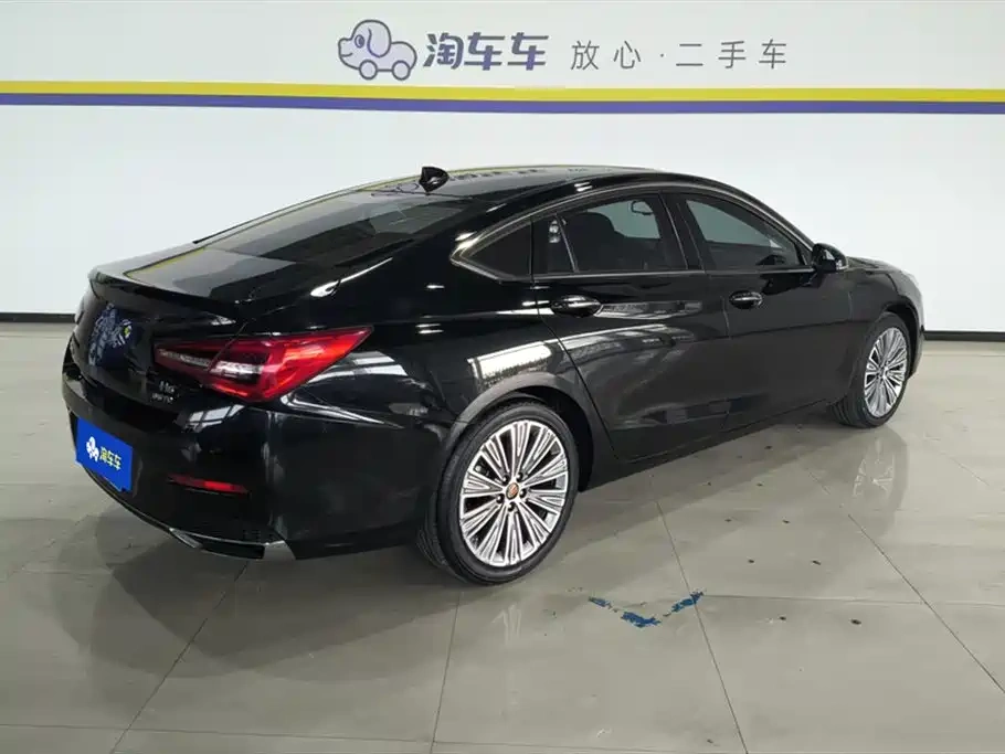 Hongqi Hongqi H5 2022 Classic Facelift 1.8T Automatic Smart Connect Flag Rhythm Edition