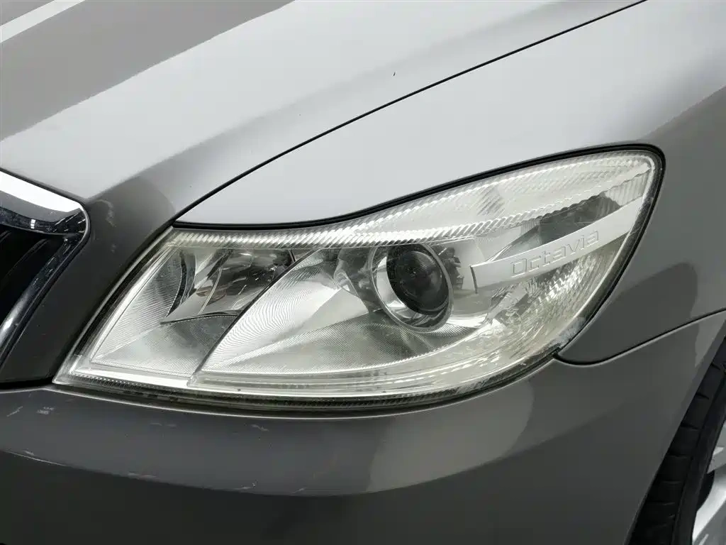 Škoda Octavia 2014 1.6L Auto Yijie Edition
