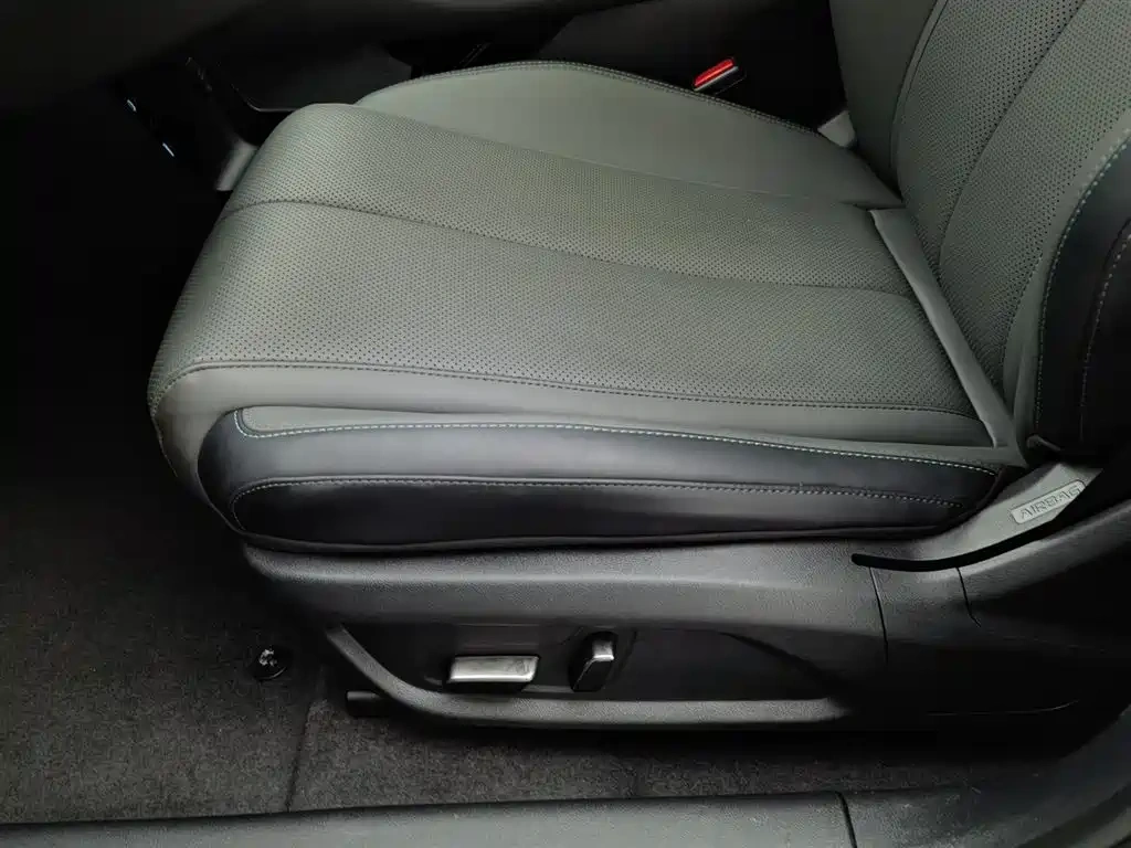 BYD Qin L 2024 DM-i 120KM Leading