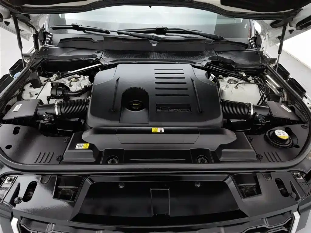Land Rover Range Rover Sport 2021 3.0 L6 SE